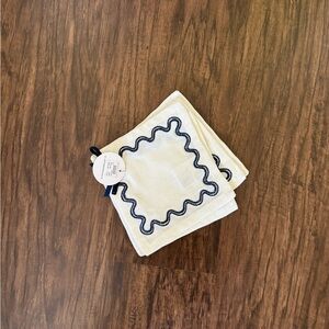 Anthropologie Madeline Cocktail Napkins - Thumbnail 5